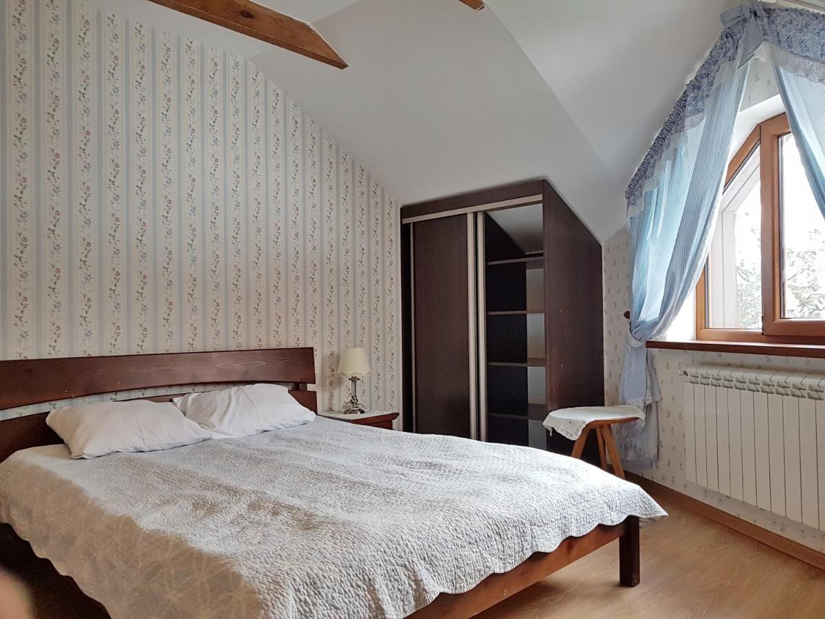 Zelena Sadyba Turichki Oda fotoğraf